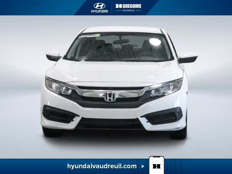 2018 Honda Civic White Blainville - photo #2