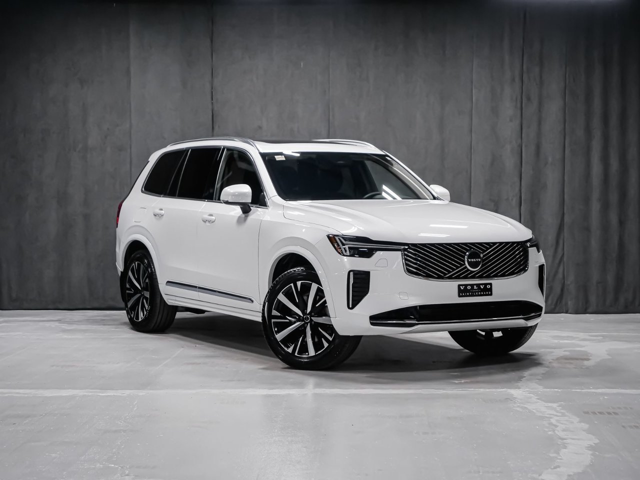 Volvo XC90 B6 CORE BRIGHT 2026 Blanc Montréal - photo #1