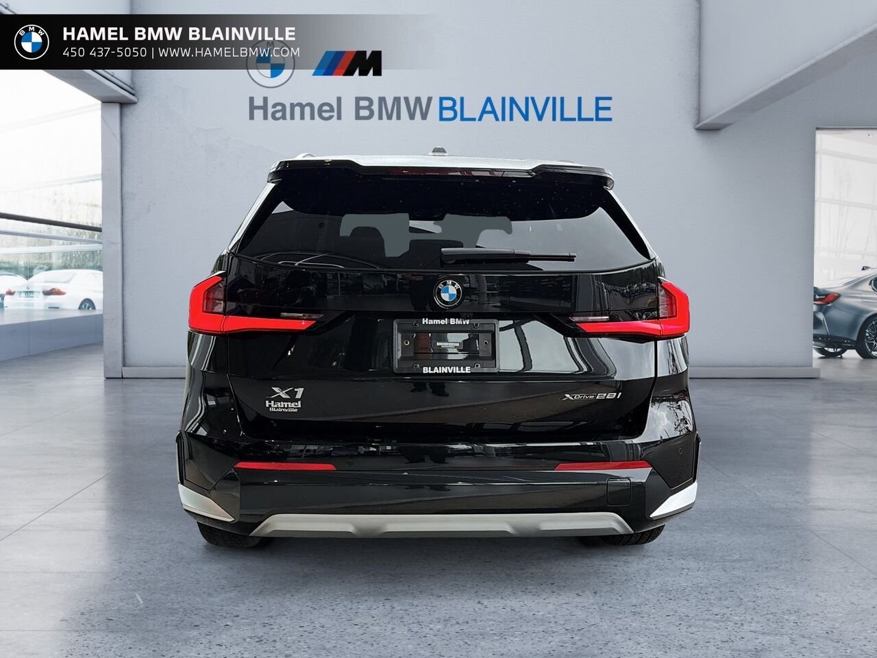 BMW X1 xDrive28i véhicule d'activités sportives 2023 Noir Blainville - photo #2