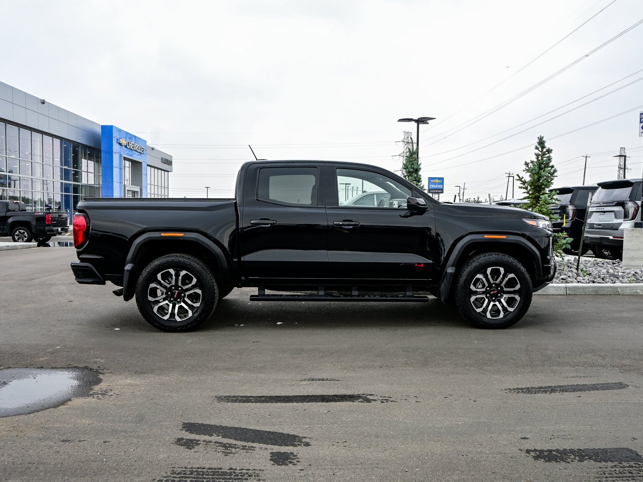 2025 GMC Canyon 4WD Crew Cab AT4 Black Sherwood Park - photo #14