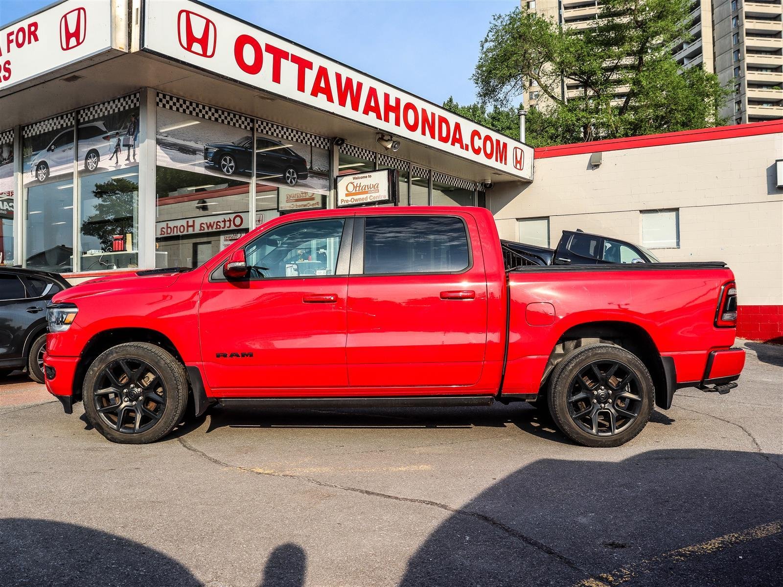 2022 RAM 1500 Sport Ottawa & Gatineau - photo #4