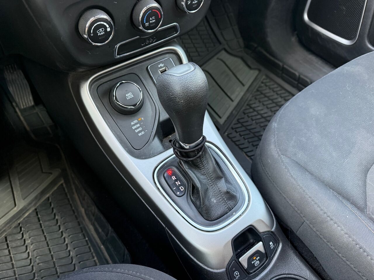 2018 Jeep Compass Sport 4x4 Blue Châteauguay - photo #17