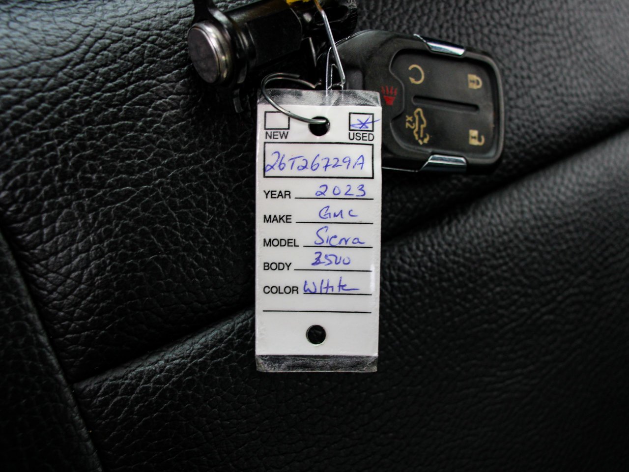 2023 GMC Sierra 2500HD 4WD Crew Cab 159 Denali White Sherwood Park - photo #35