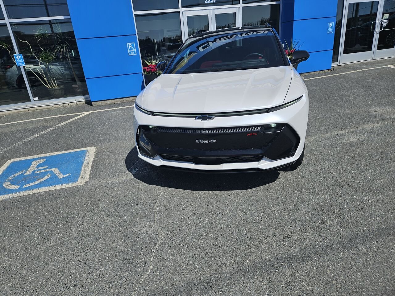 Chevrolet Equinox EV 4 portes RS 2025 Blanc Thetford Mines - photo #5