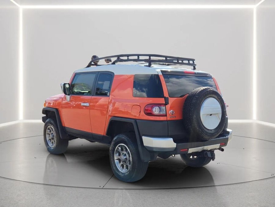 Toyota FJ Cruiser 2013 2013 Orange
