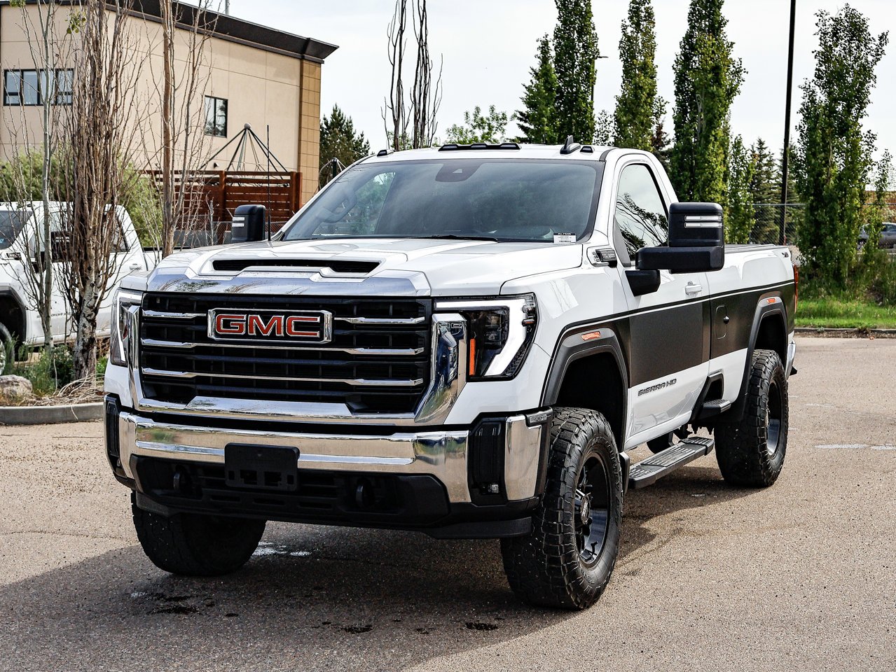 2024 GMC Sierra 3500HD 4WD Reg Cab 142 SLE White Sherwood Park - photo #3