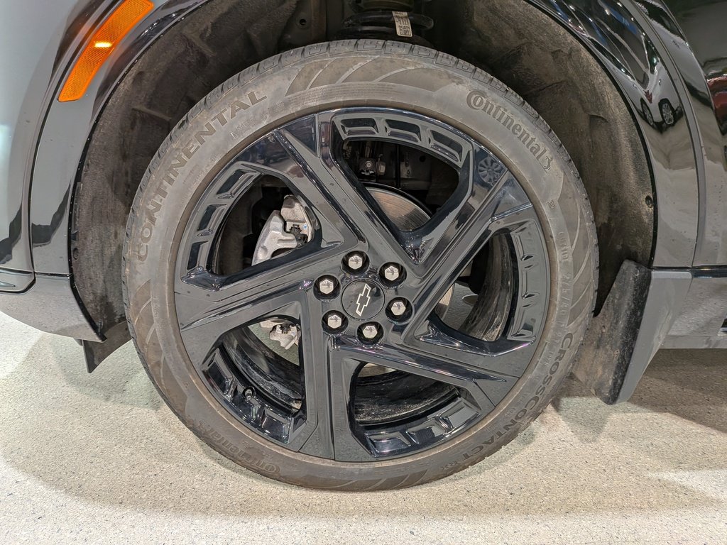 Chevrolet Equinox EV 2026 Noir Val-David - photo #32