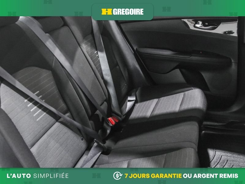 Kia Forte 821389 | EX AUTO AC GR ELECT MAGS CAM RECUL BLEUTOOTH 2020 Blanc Laval - photo #27