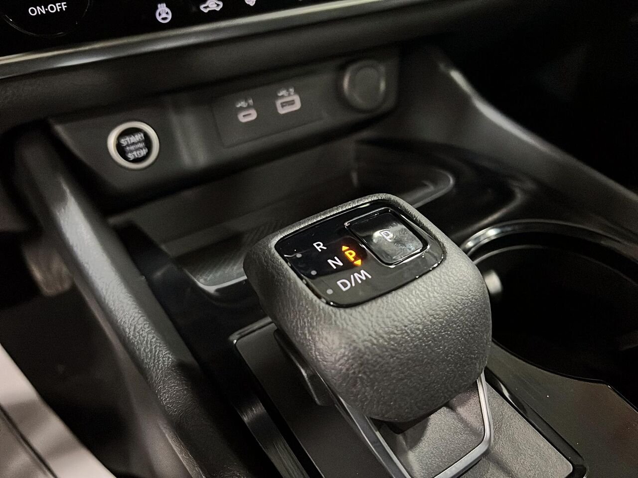 2023 Nissan Rogue Grey Québec - photo #14