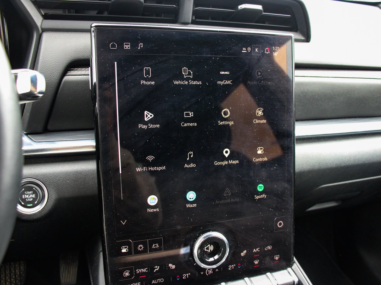 2025 GMC Terrain AWD 4dr Elevation Grey Sherwood Park - photo #22