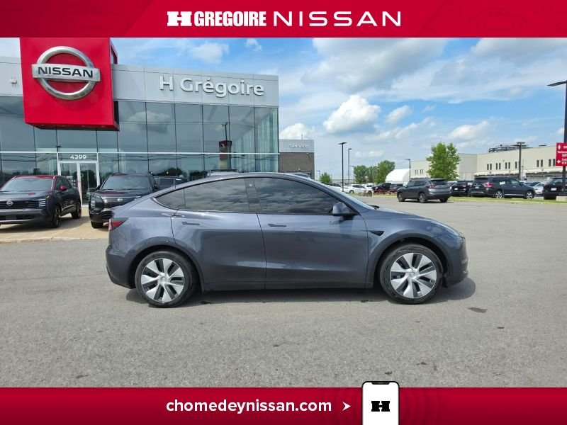 Tesla Model Y CZ7166 | RWD *Toit Pano * Caméra 360 * 2023 Gris Laval - photo #11
