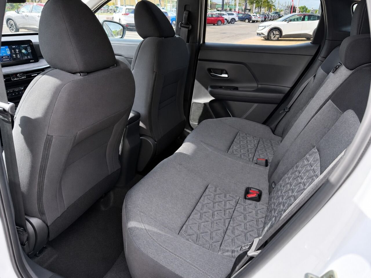 2026 NISSAN Kicks KICKS SV Aspen White TriCoat Châteauguay - photo #15