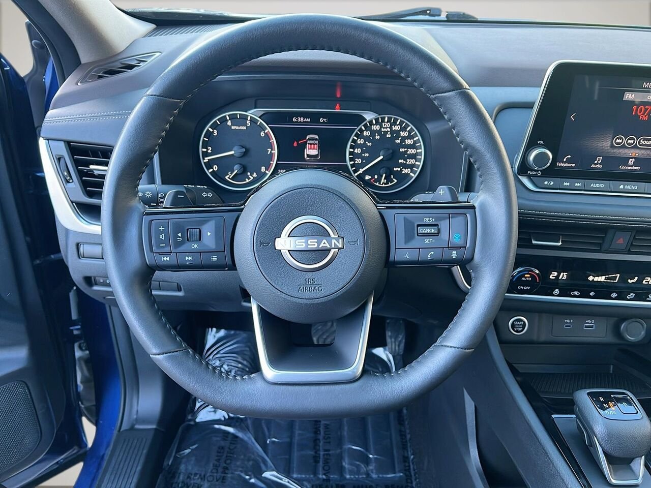 2023 Nissan Rogue SV TI Blue Québec - photo #11
