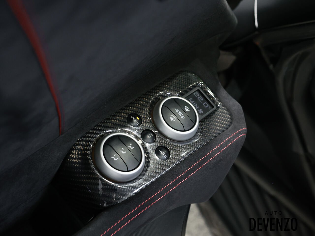 2016 McLaren 650s Spider 3.8L V8 Twin-Turbo Black Saint-Eustache - photo #15