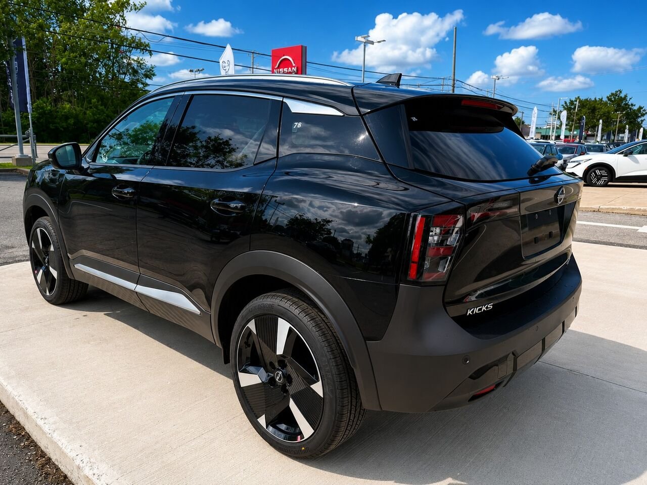 NISSAN Kicks KICKS SR PRIVIL GE 2026 Super noir Châteauguay - photo #2