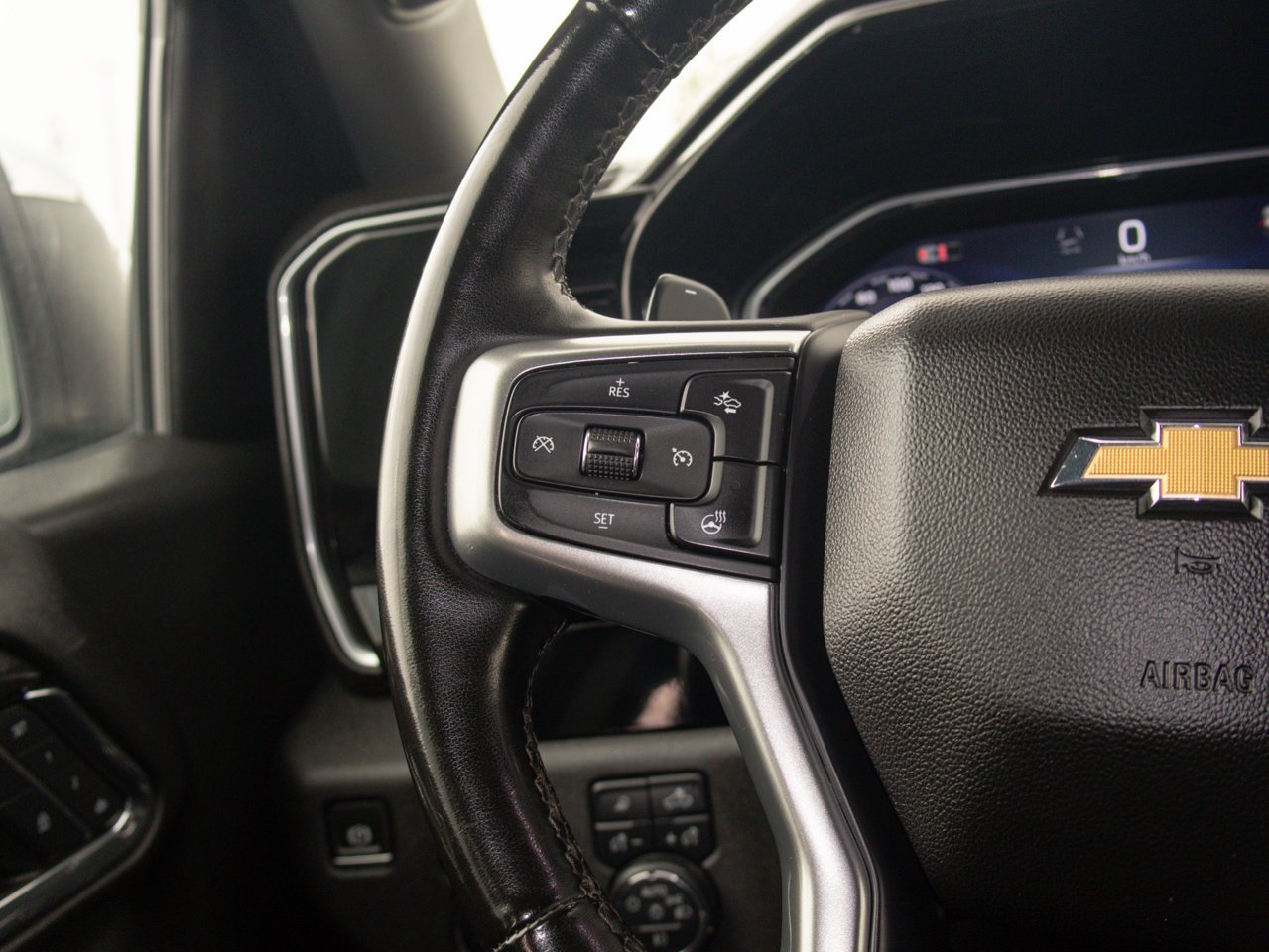 2024 Chevrolet Silverado 1500 4WD Crew Cab 147 LTZ Black Sherwood Park - photo #25