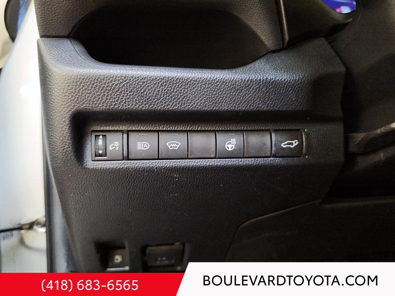 Toyota RAV4 99569A-24 | XLE HYBRIDE, AWD 2023 Argent Québec - photo #12