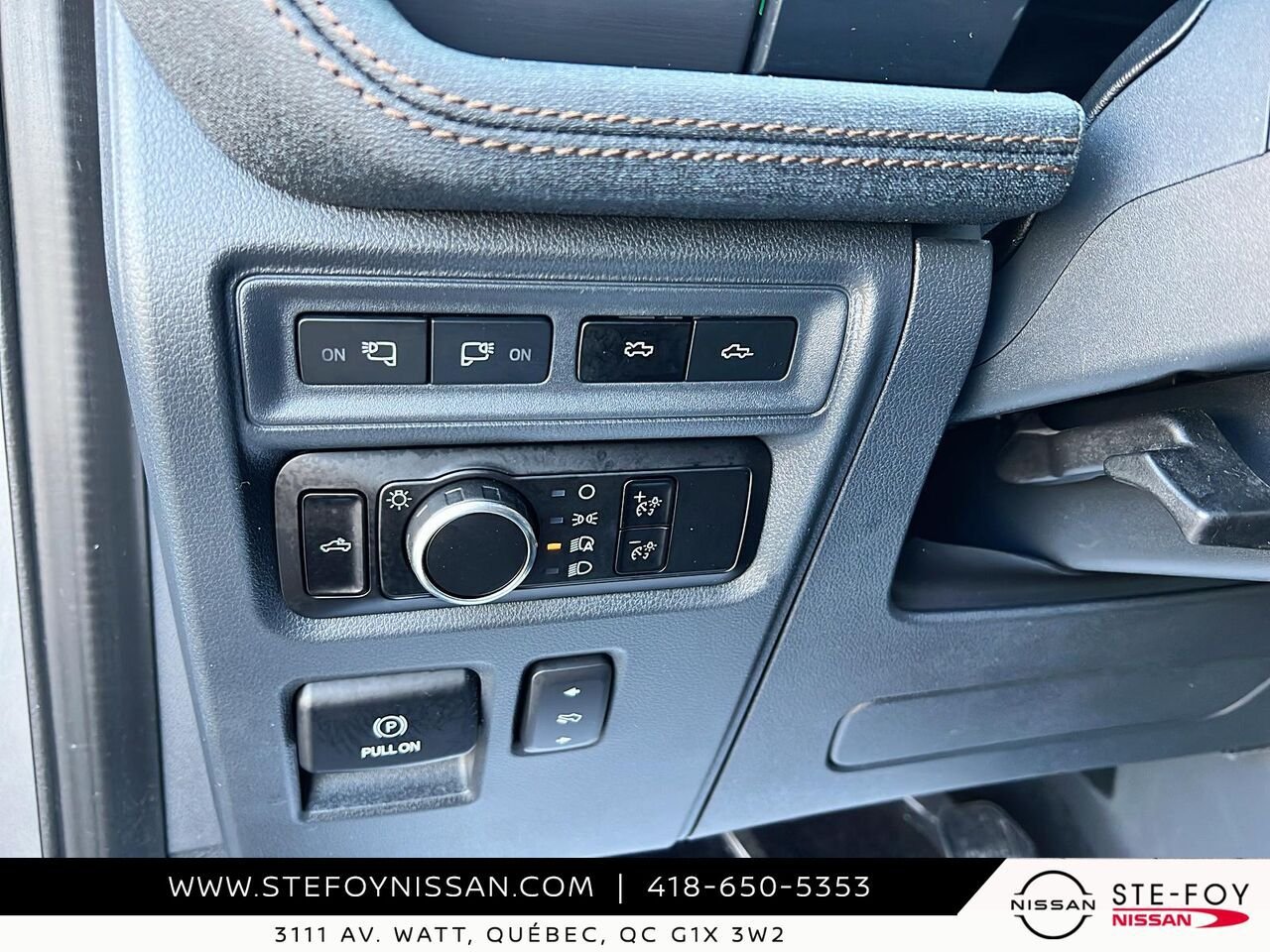 Ford F-150 Lightning LARIAT STANDARD RANGE 2023 Gris Ste-Foy - photo #15