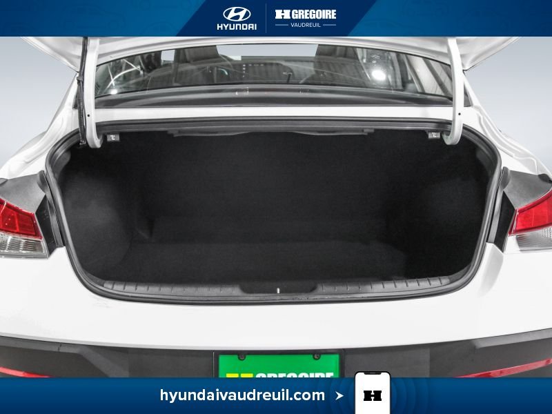 Hyundai Elantra 2025 Blanc Saint-Eustache - photo #26