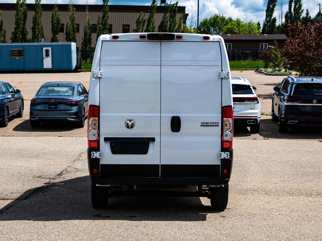 2025 Ram ProMaster Cargo Van Tradesman 2500 High Roof 136 WB w/Pass Seat White Sherwood Park - photo #11