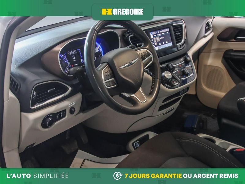 2023 Chrysler Grand Caravan White Laval - photo #20