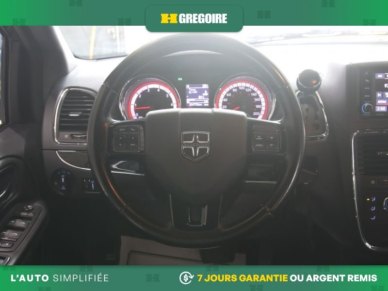 Dodge GR Caravan 821265 | Premium Plus AUTO A/C MAGS CUIR CAM RECUL BLUETOOT 2020 Gris Laval - photo #24