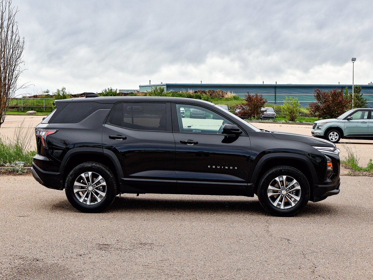 2026 Chevrolet Equinox AWD 4dr LT w/2LT Black Sherwood Park - photo #13
