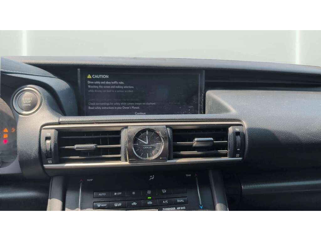 2018 Lexus IS Red Gatineau - photo #21