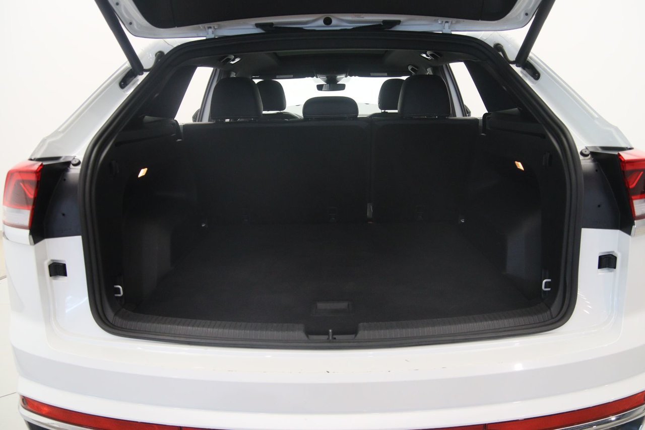 2022 Volkswagen Atlas Cross Sport VIN 1V2FC2CA8NC204308 White Baie-Comeau - photo #18