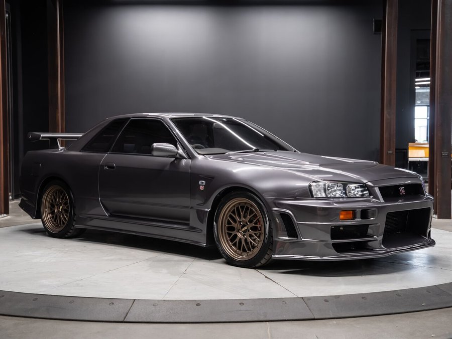 1991 Nissan Skyline GT-R 1991 gray