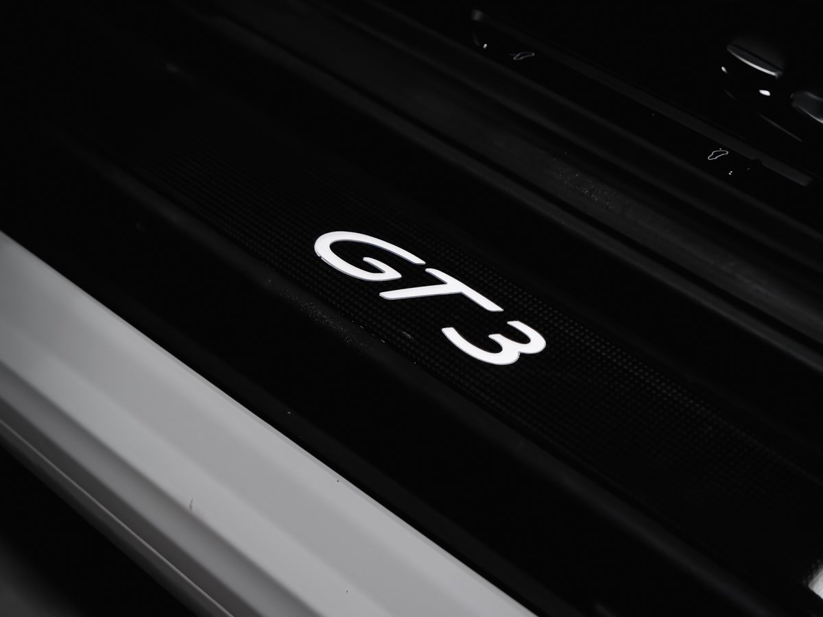 2018 Porsche 911 GT3 White Montreal - photo #20