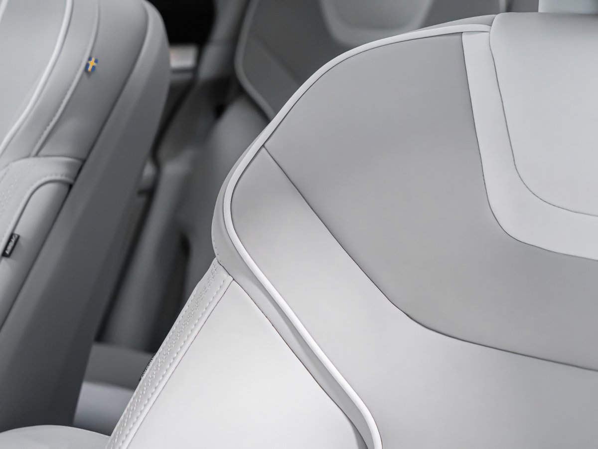 2025 Volvo EX90 ULTRA Grey Montreal - photo #24