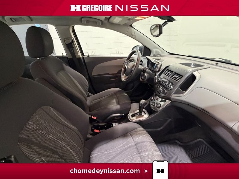 Chevrolet Sonic 2014 Gris Laval - photo #20