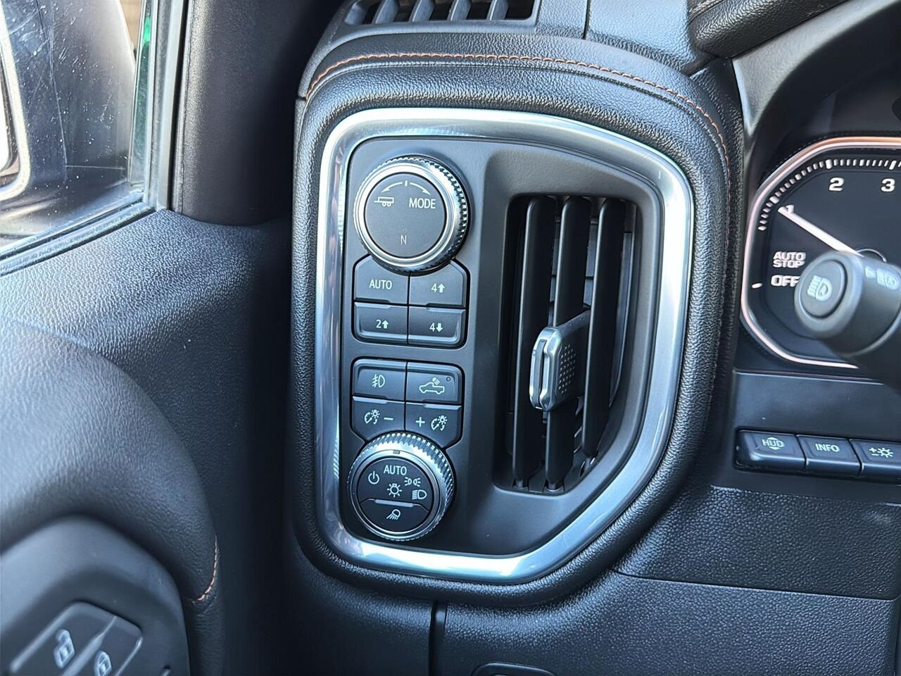 GMC SIERRA 1500 AT4 2021 Gris Saint-Hyacinthe - photo #14