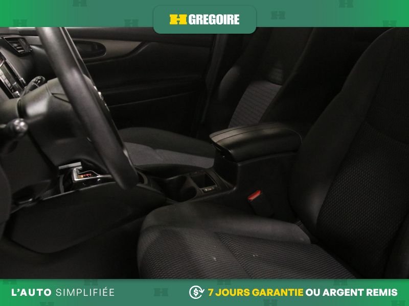 Nissan Qashqai 821752 | SV AWD AUTO AC GR ELECT MAGS CAM RECUL BLEUTOOTH 2020 Noir Laval - photo #13