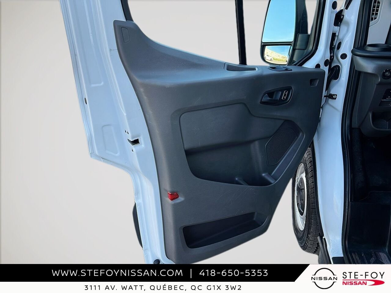 2025 Ford Transit 250 TOIT HAUT Ste-Foy - photo #10