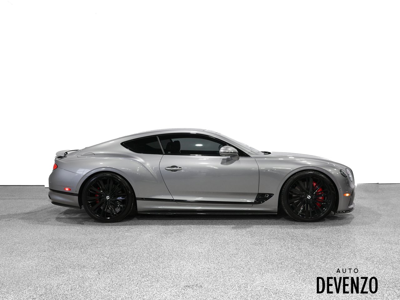 Bentley Continental 2022 Gris Saint-Eustache - photo #1