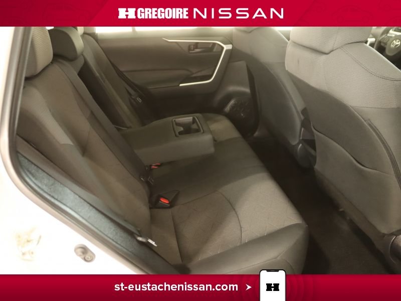 2020 Toyota Rav 4 White Saint-Eustache - photo #30