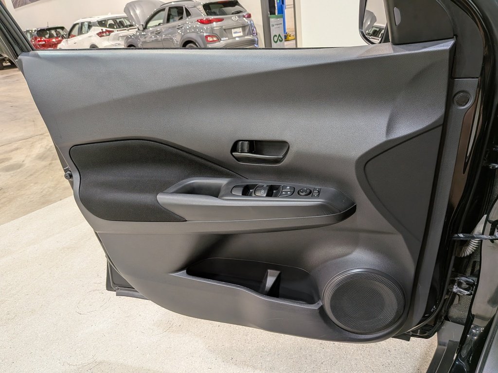 Nissan Kicks S FWD 2024 Noir Val-David - photo #30