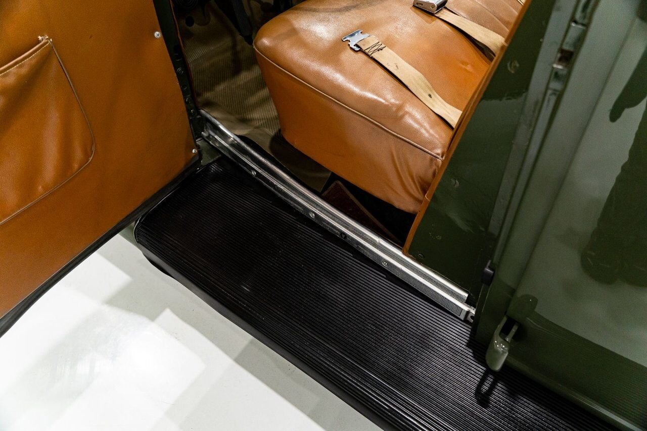 1936 Ford Model 48 Phaeton PRIX EN USD | Beautifully presented in original condition Green Montreal - photo #75