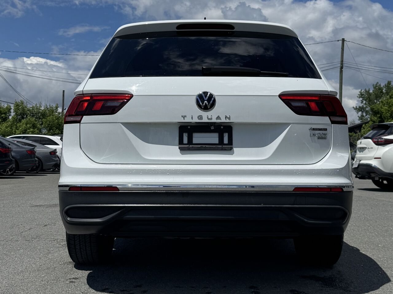 Volkswagen Tiguan 7 PASSAGERS 2022 Blanc Granby - photo #5