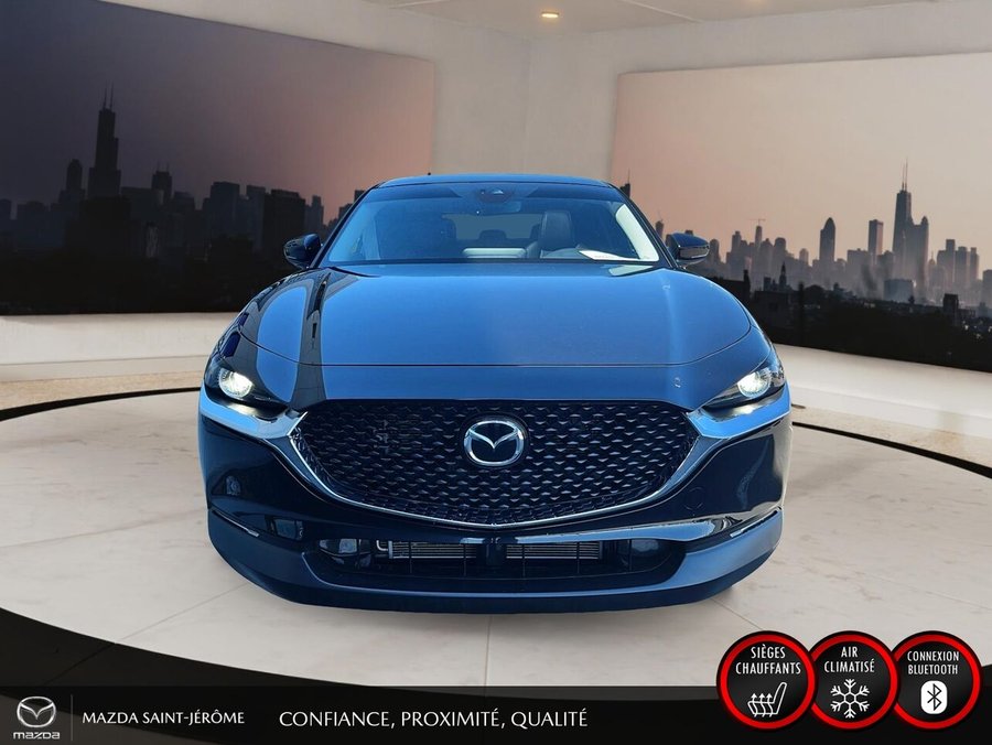 2022 Mazda CX-30 2022 Black