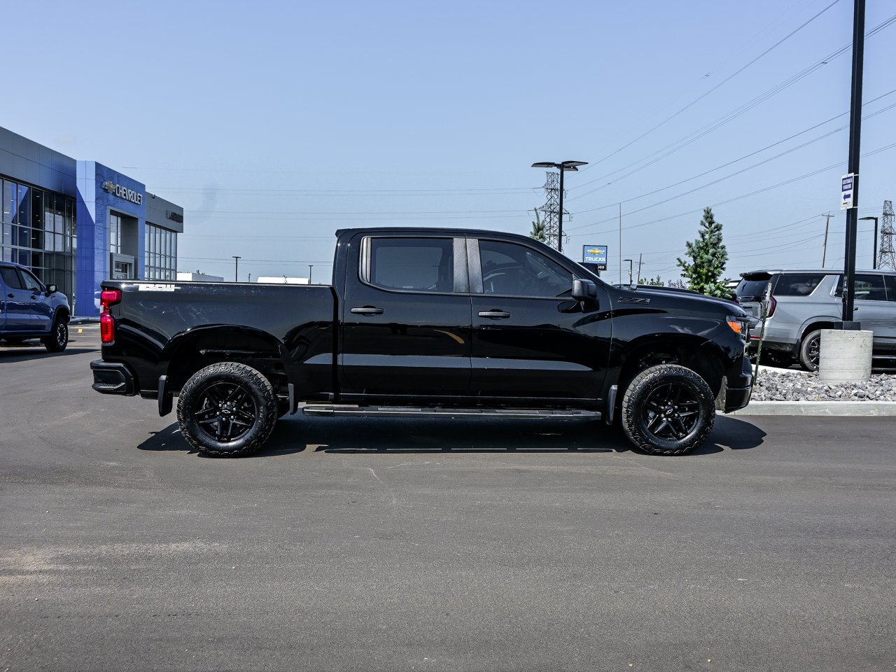 2024 Chevrolet Silverado 1500 4WD Crew Cab 147 Custom Trail Boss Black Sherwood Park - photo #25