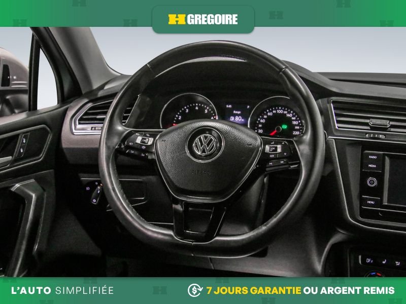 2020 Volkswagen Tiguan Silver Saint-Eustache - photo #17