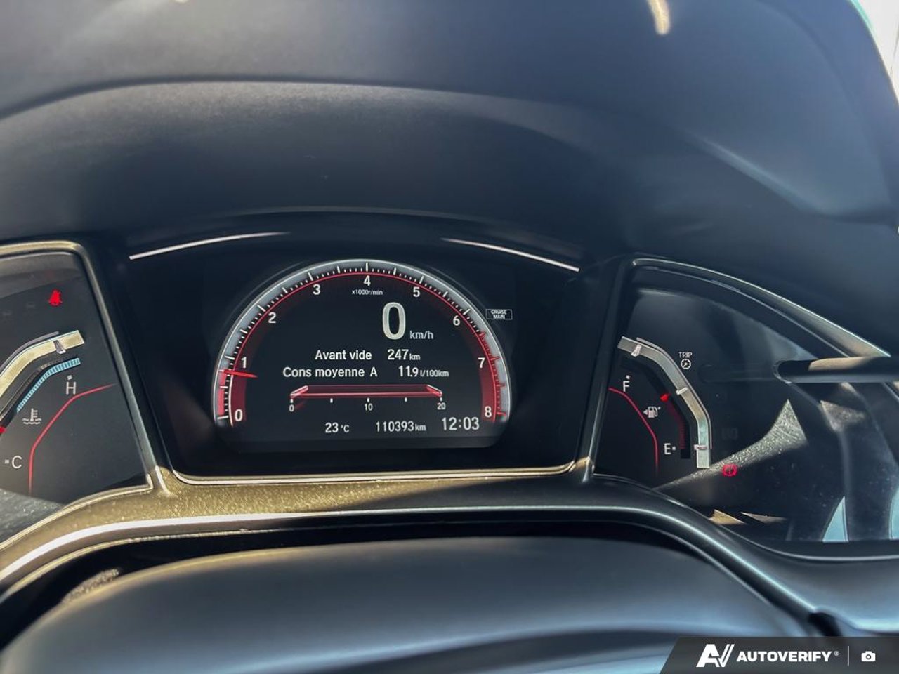 2018 Honda Civic Hatchback SHHFK7G47JU303901 Black Mirabel - photo #17