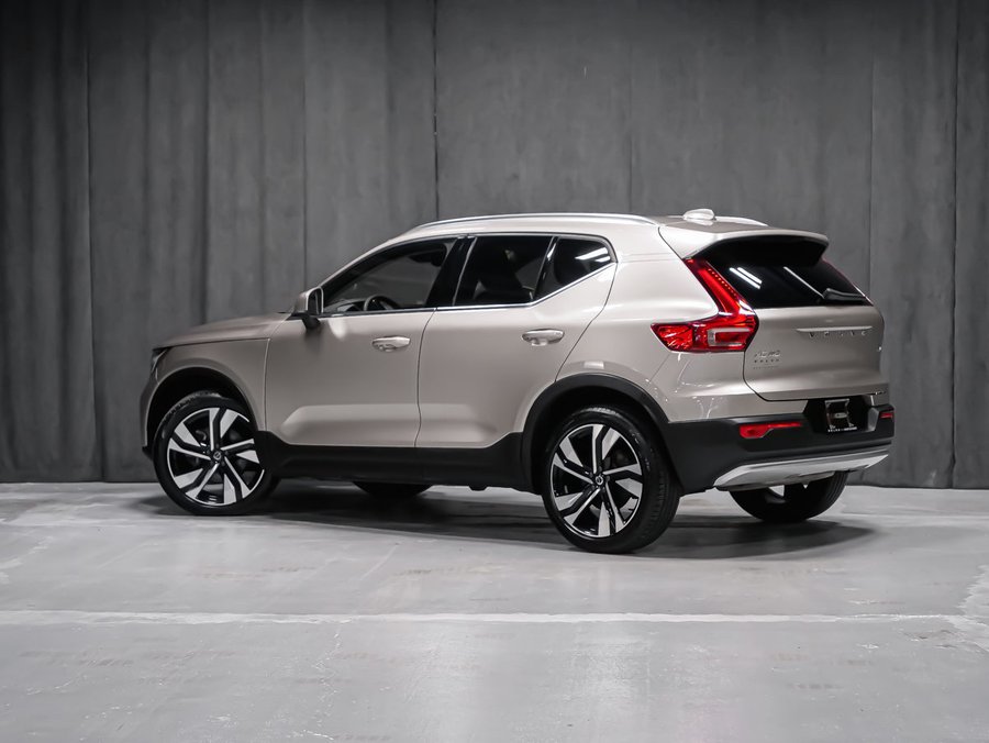 Volvo XC40 B5 PLUS BRIGHT CLIMATE 2023 Mauve