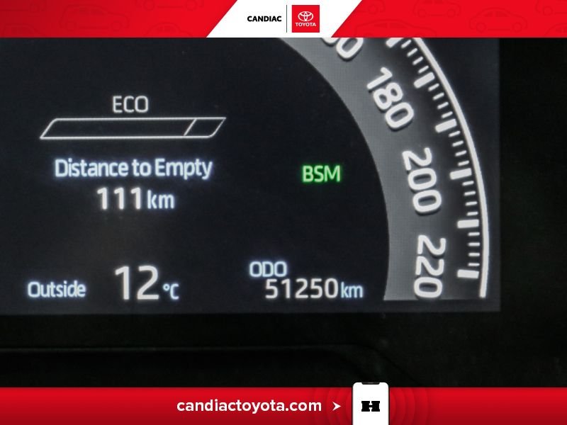 2024 Toyota Rav 4 White Laval - photo #20