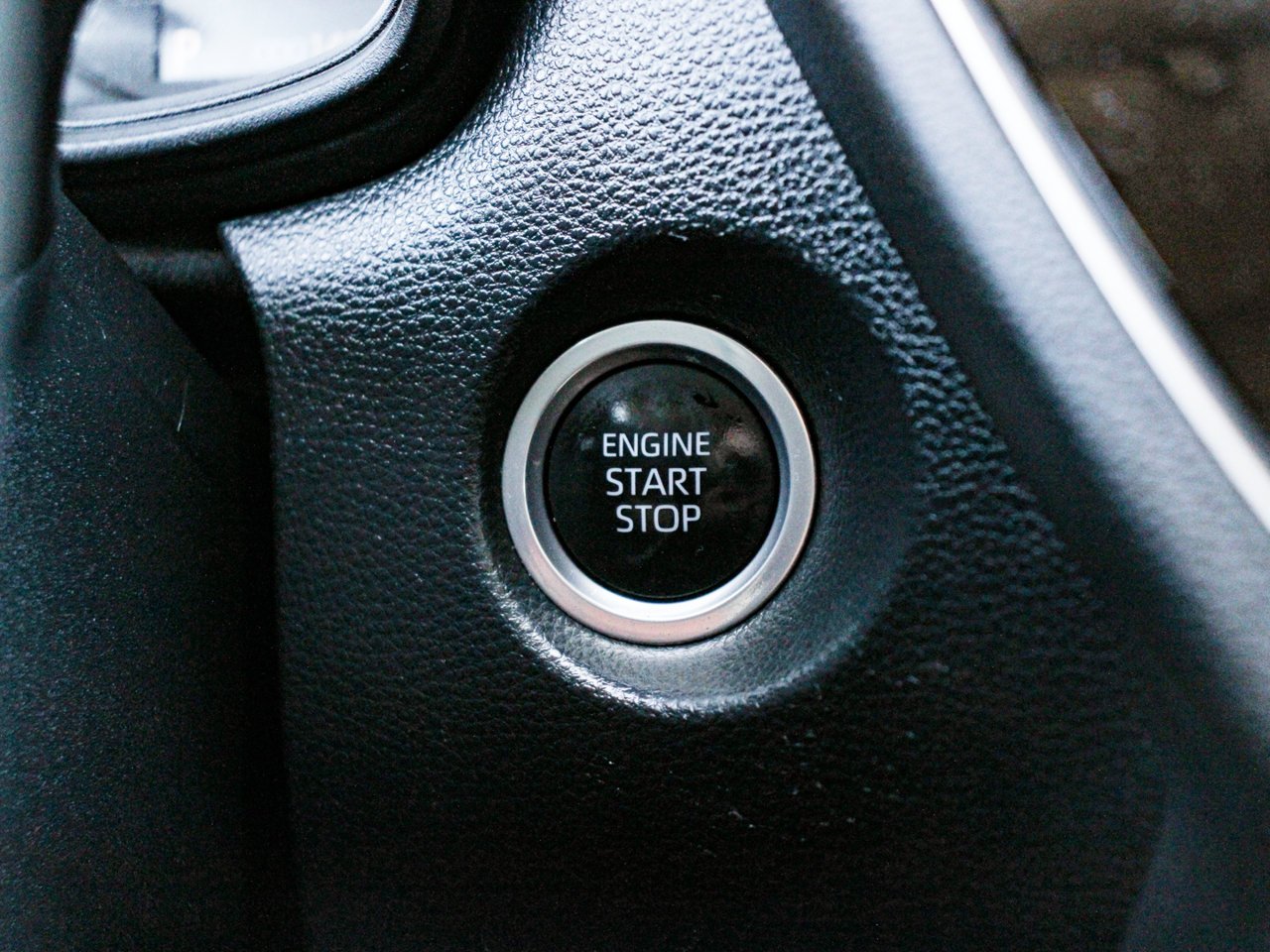 2022 Toyota Corolla Cross LE AWD Blue Sherwood Park - photo #21