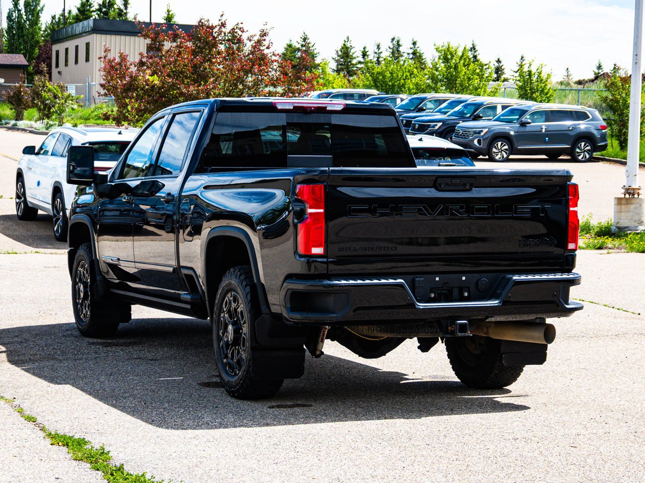 2024 Chevrolet Silverado 3500HD 4WD Crew Cab 159 High Country Black Sherwood Park - photo #10