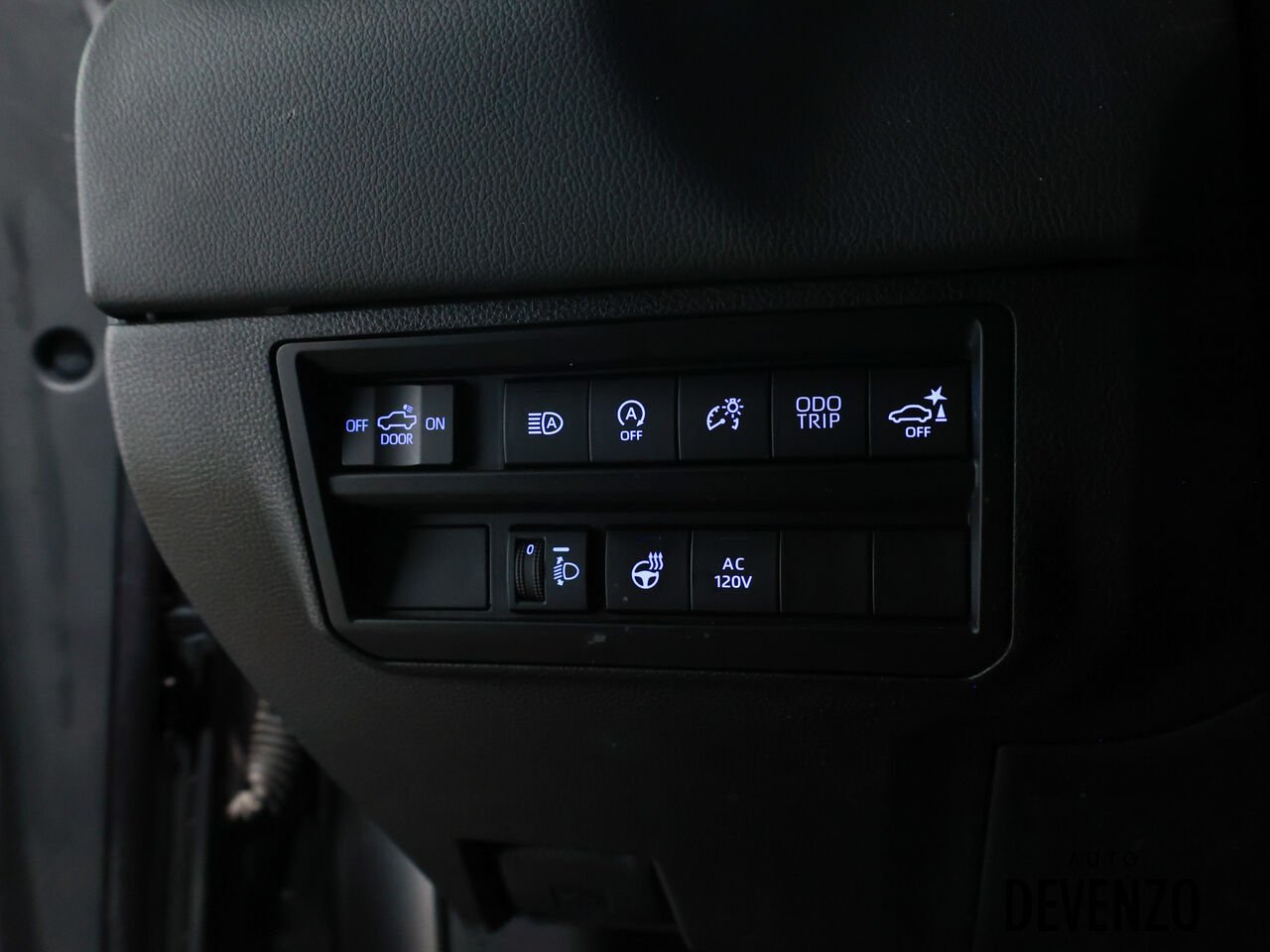 2024 Toyota Tundra Grey Saint-Eustache - photo #13